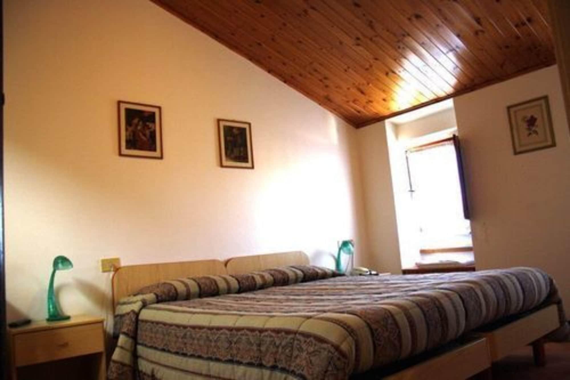 Hotel Bodoni Firenze Bagian luar foto