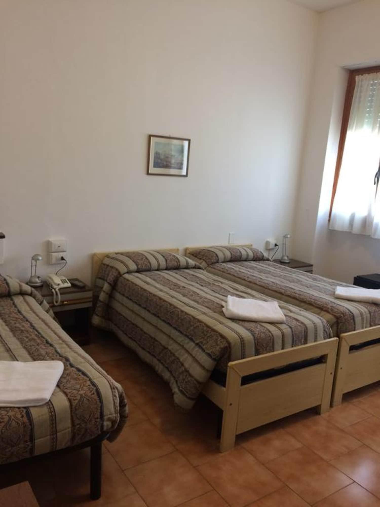 Hotel Bodoni Firenze Bagian luar foto