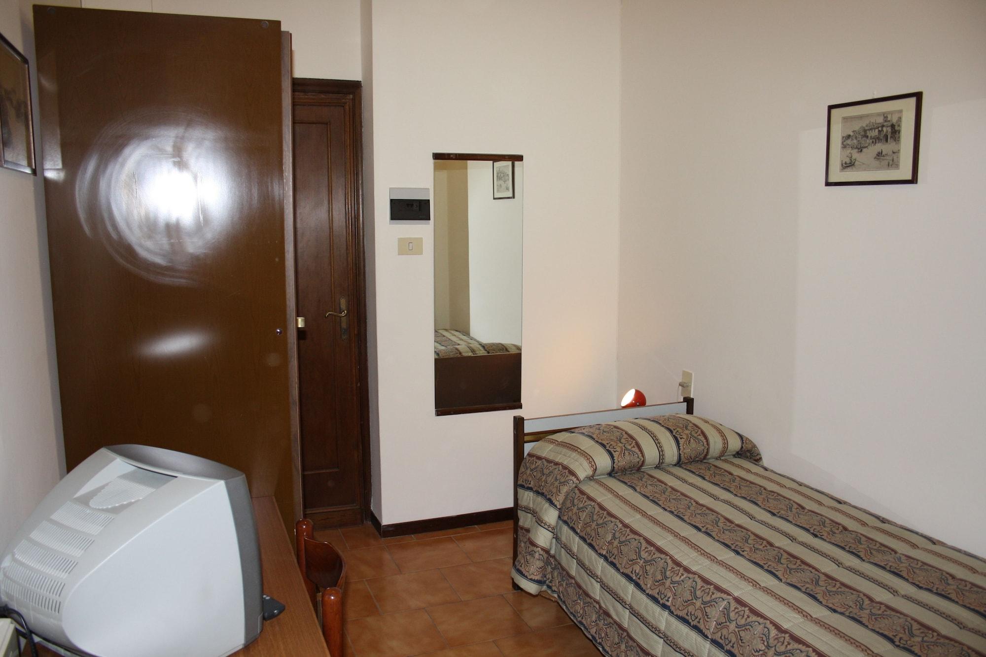 Hotel Bodoni Firenze Bagian luar foto