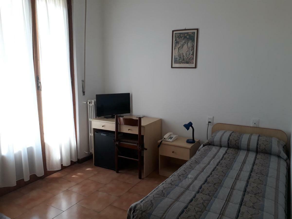 Hotel Bodoni Firenze Bagian luar foto